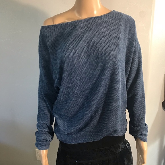 Warm and soft off the shoulder blue sweater - Picture 2 of 8